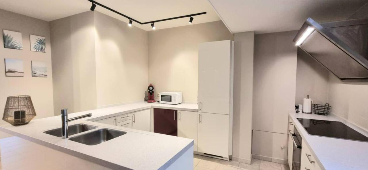 Familie Appartement Hartje Knokke Met Optie Parking Ngoại thất bức ảnh