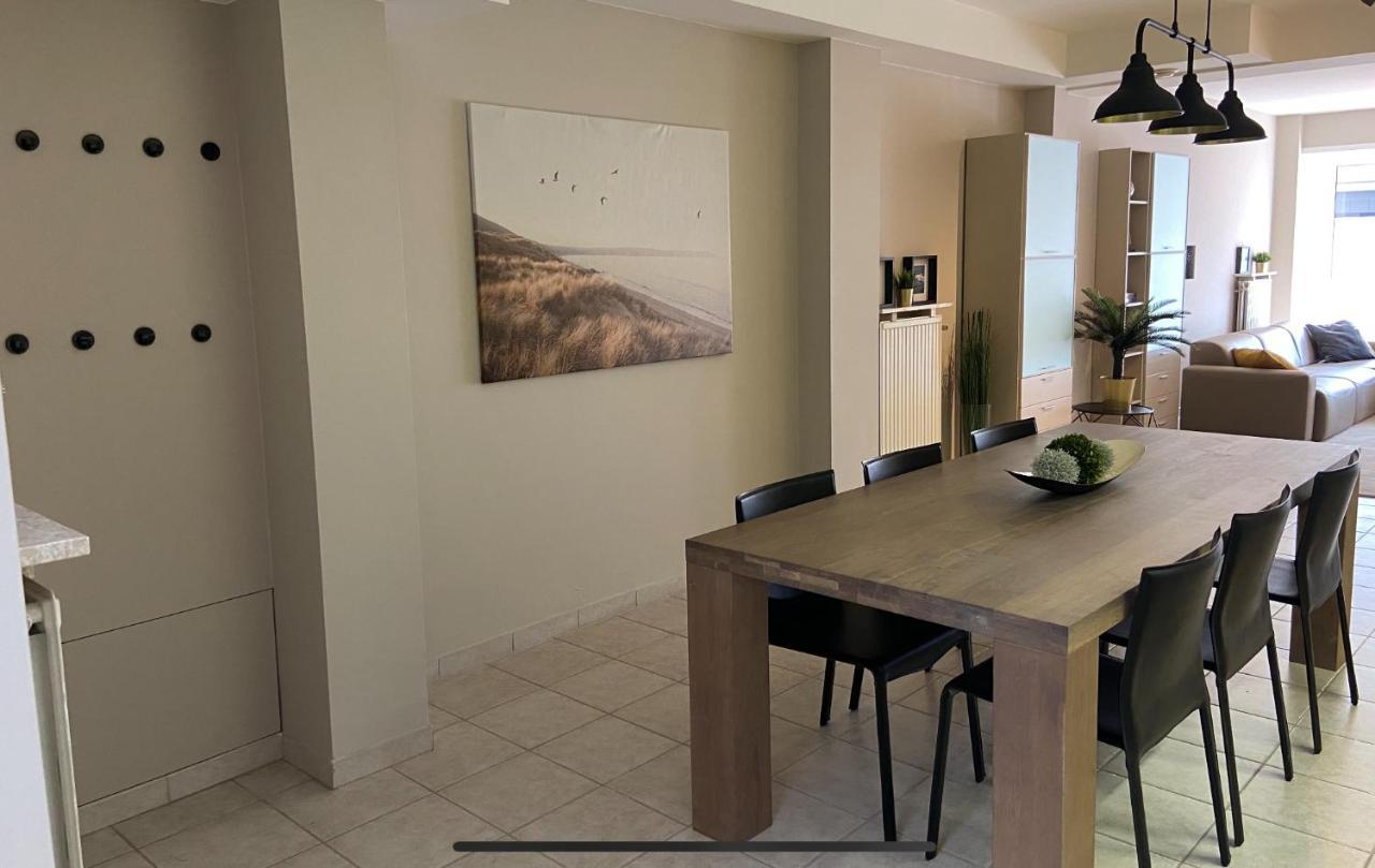 Familie Appartement Hartje Knokke Met Optie Parking Ngoại thất bức ảnh